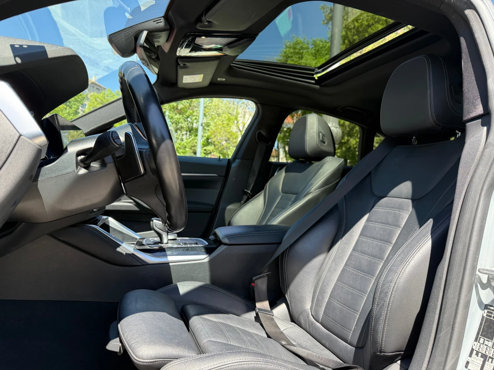 BMW 430 M-Pack* xDrive* Gran Coupe* Pano - изображение 8