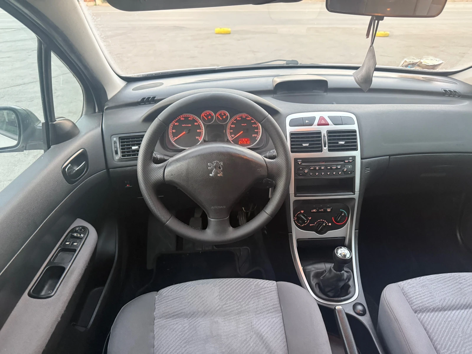 Peugeot 307 1.4i-75kc - изображение 9