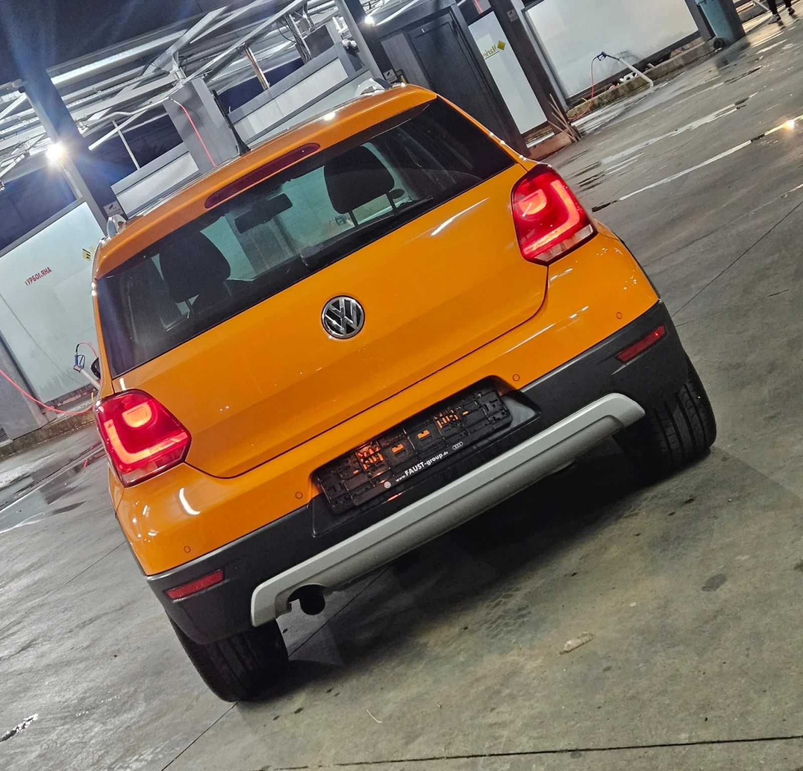 VW Polo 1.6TDI CROSS - изображение 6