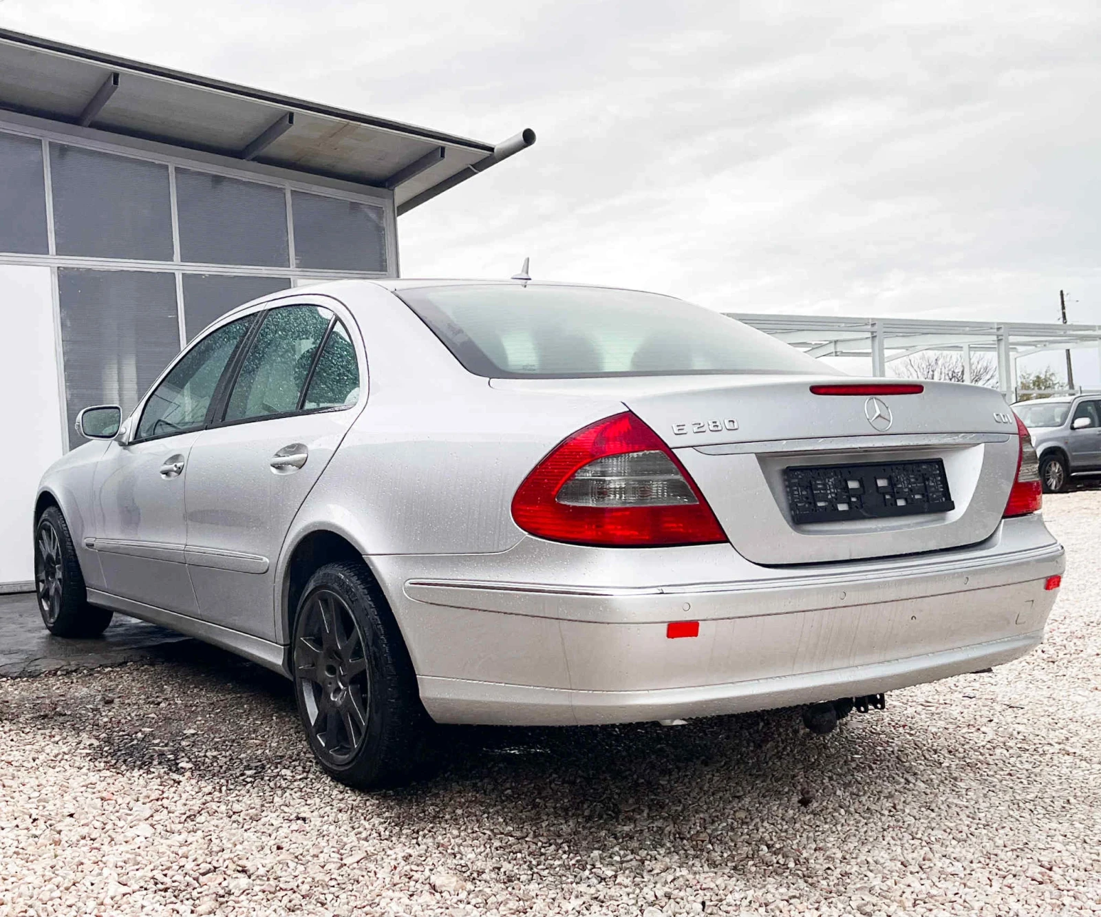 Mercedes-Benz E 280 CDI  - изображение 6