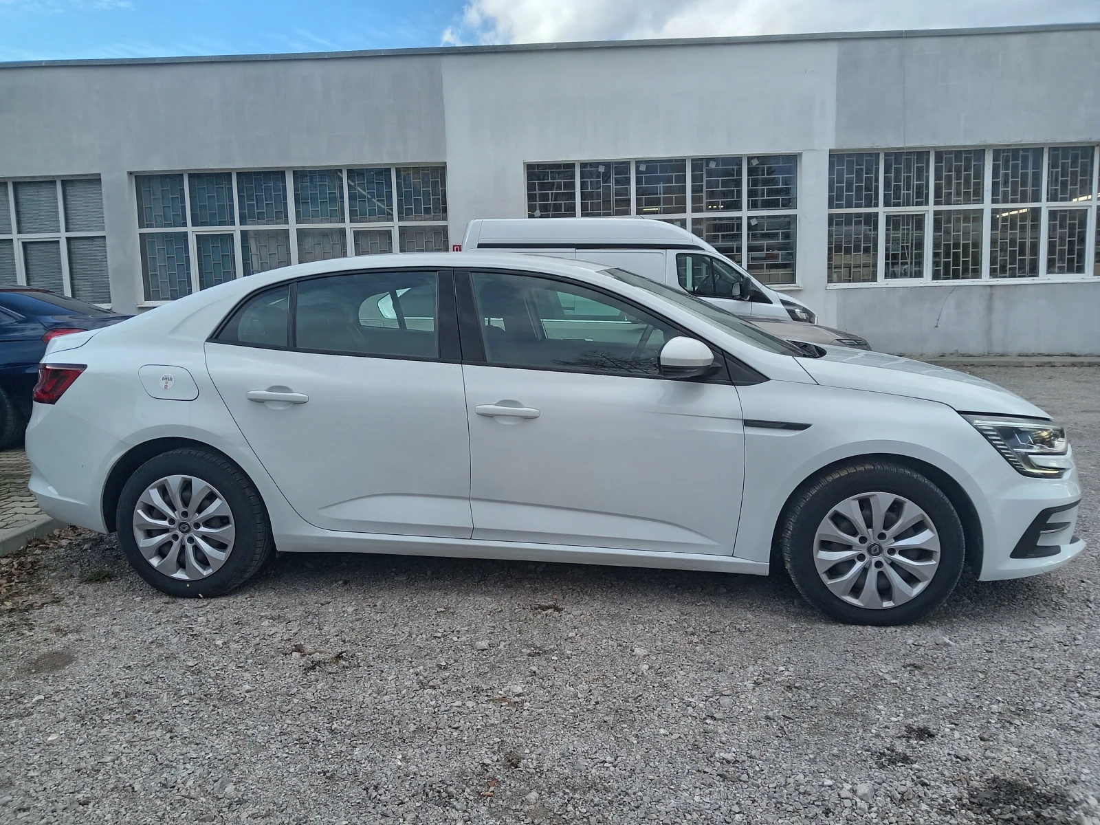 Renault Megane 1.5 dci - изображение 6