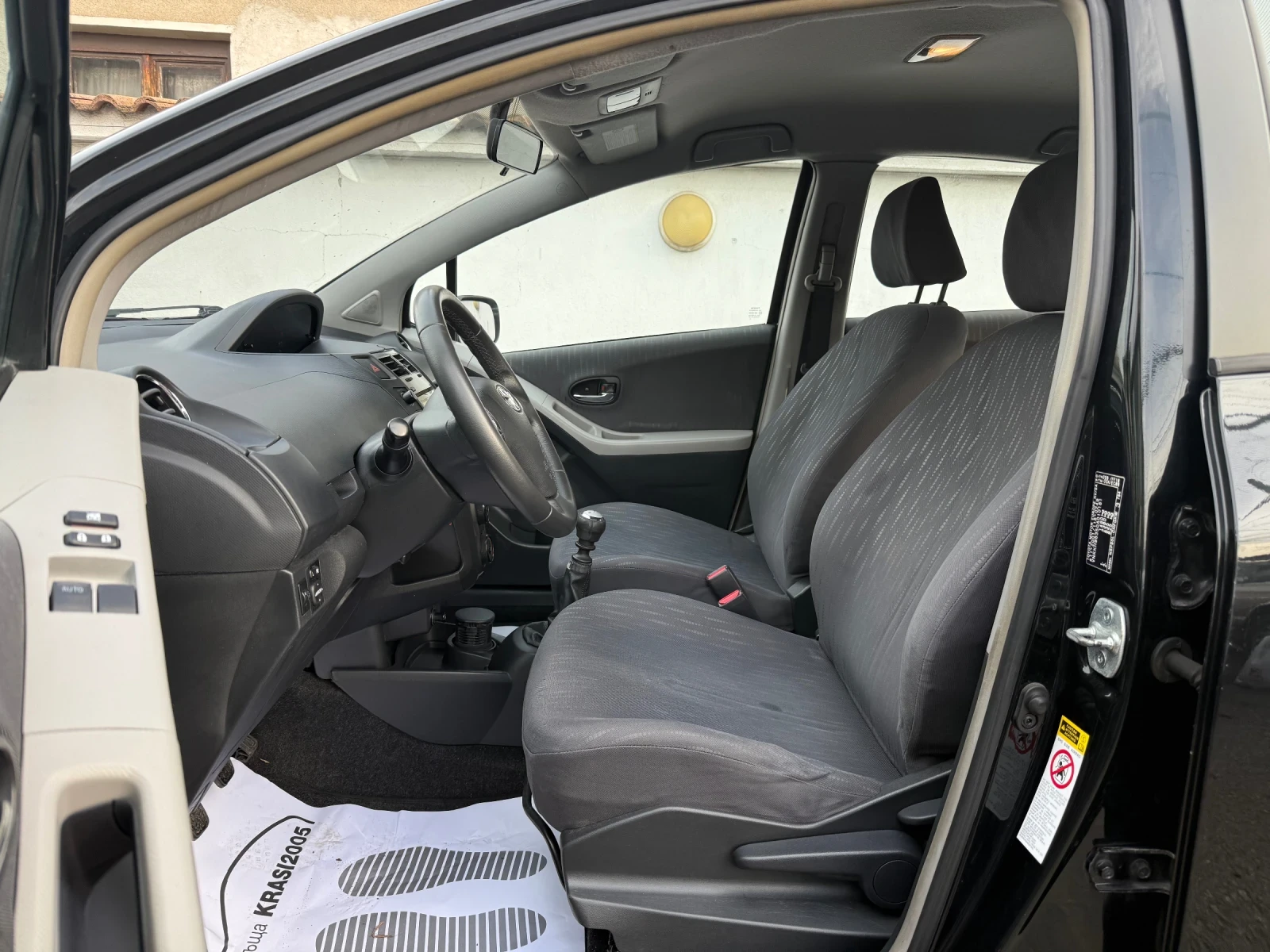 Toyota Yaris 1.3VVTI FACELIFT 101HP - изображение 7