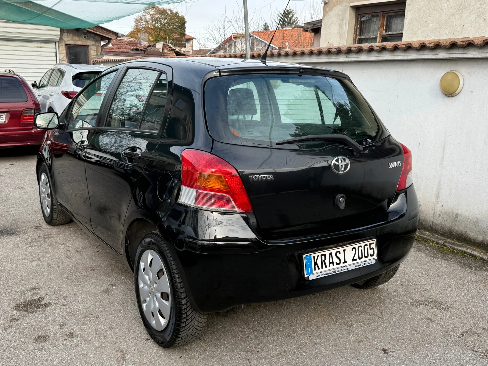 Toyota Yaris 1.3VVTI FACELIFT 101HP - изображение 4