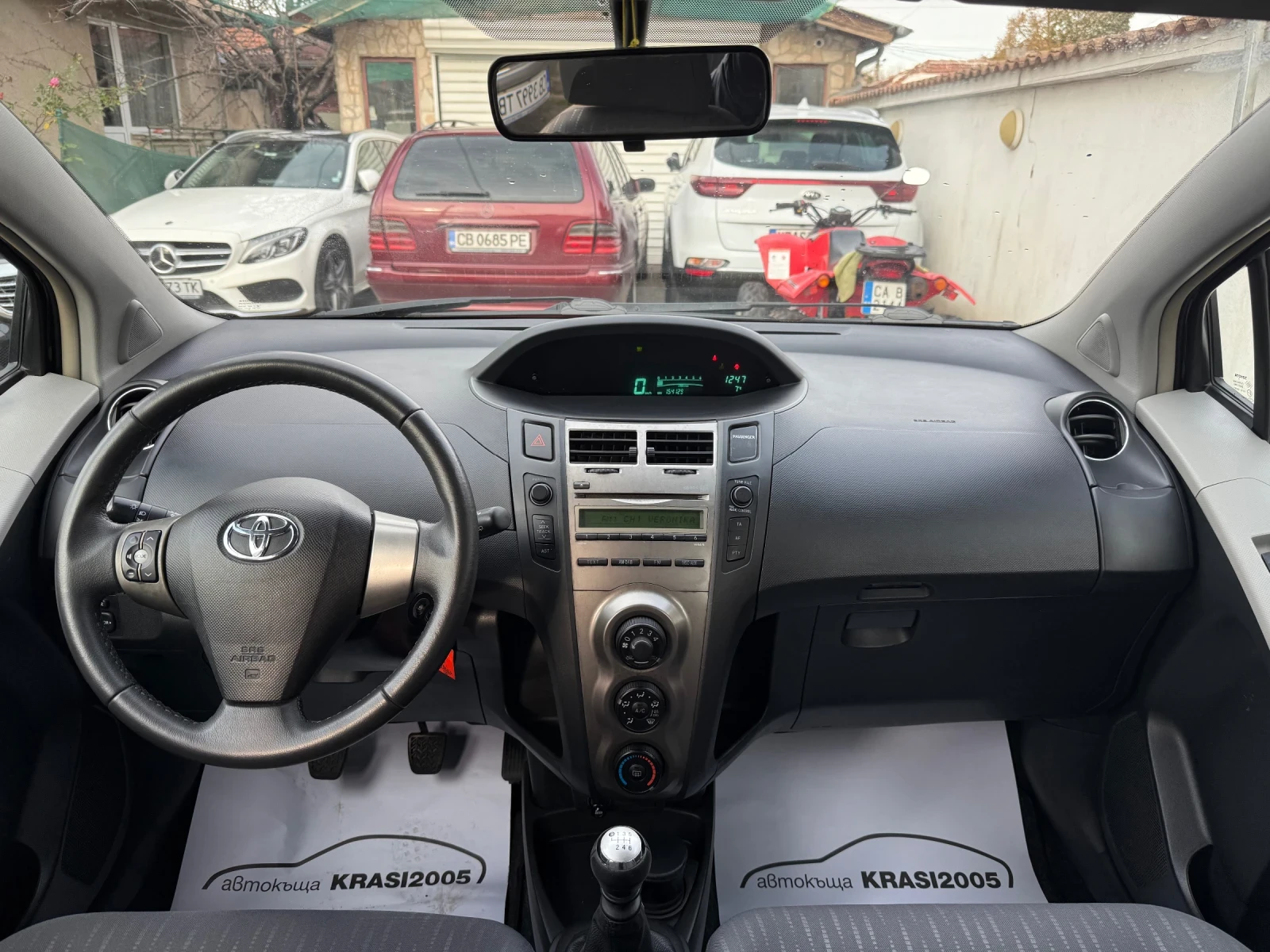 Toyota Yaris 1.3VVTI FACELIFT 101HP - изображение 10