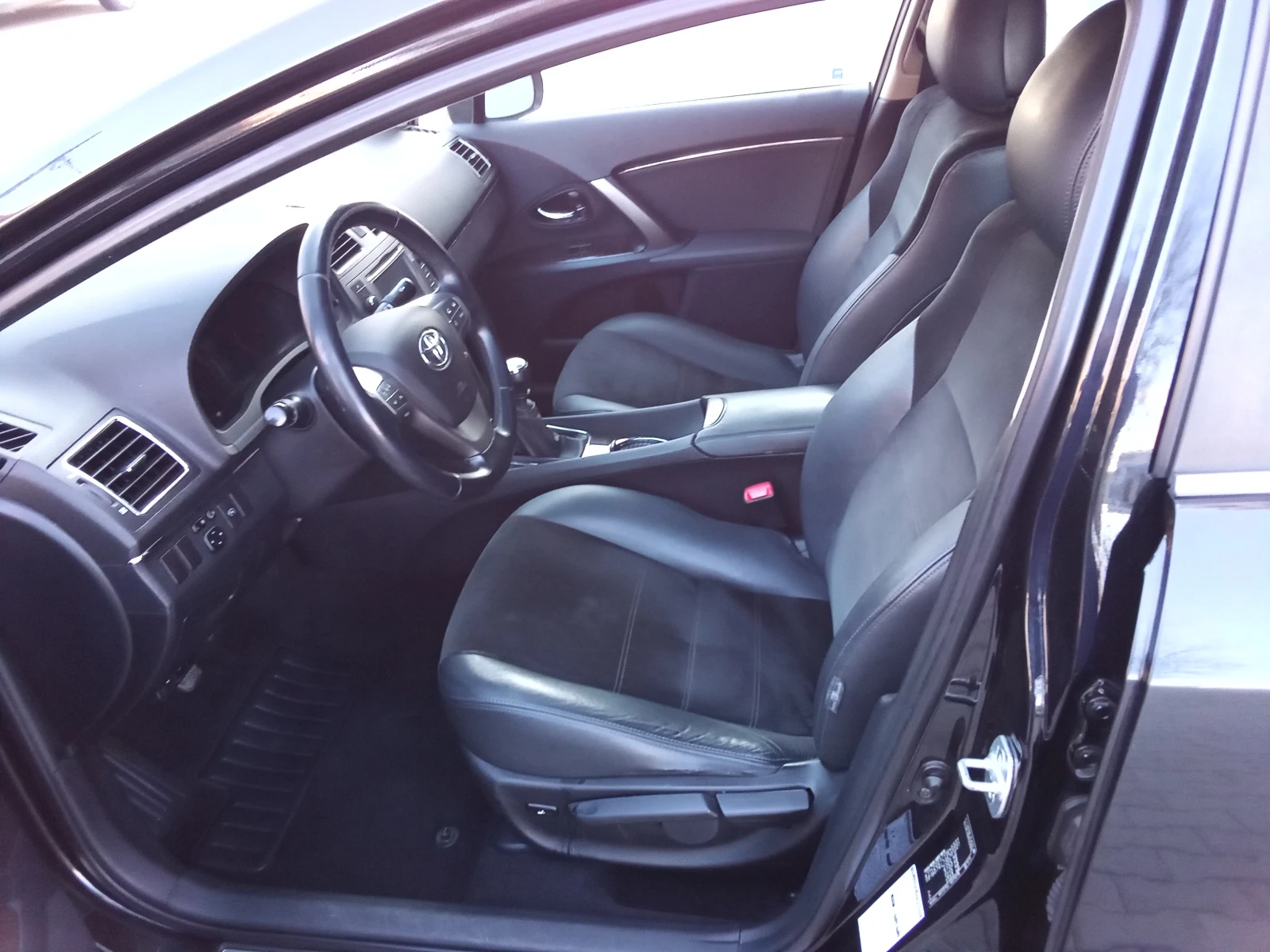 Toyota Avensis 2.0D4D-124kc. 6ck. FACELIFT | Mobile.bg � ����������� 10