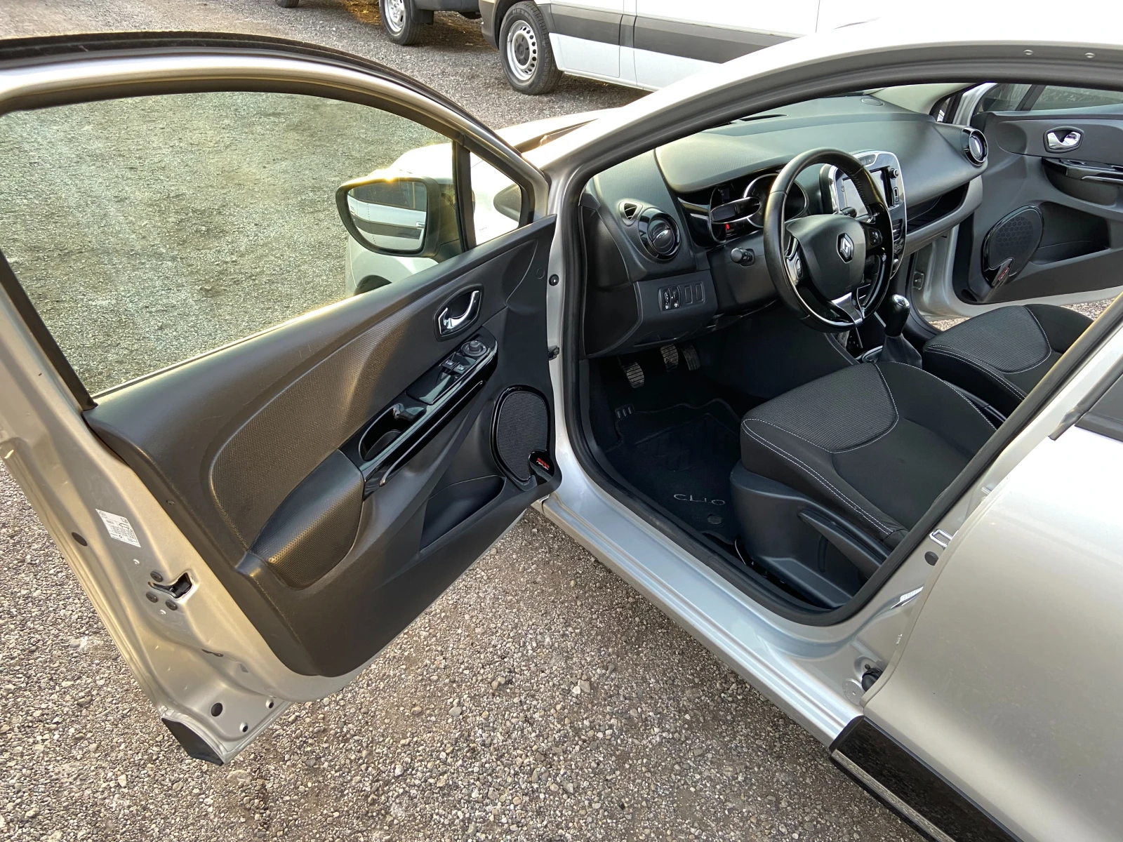 Renault Clio ИТАЛИЯ - изображение 10