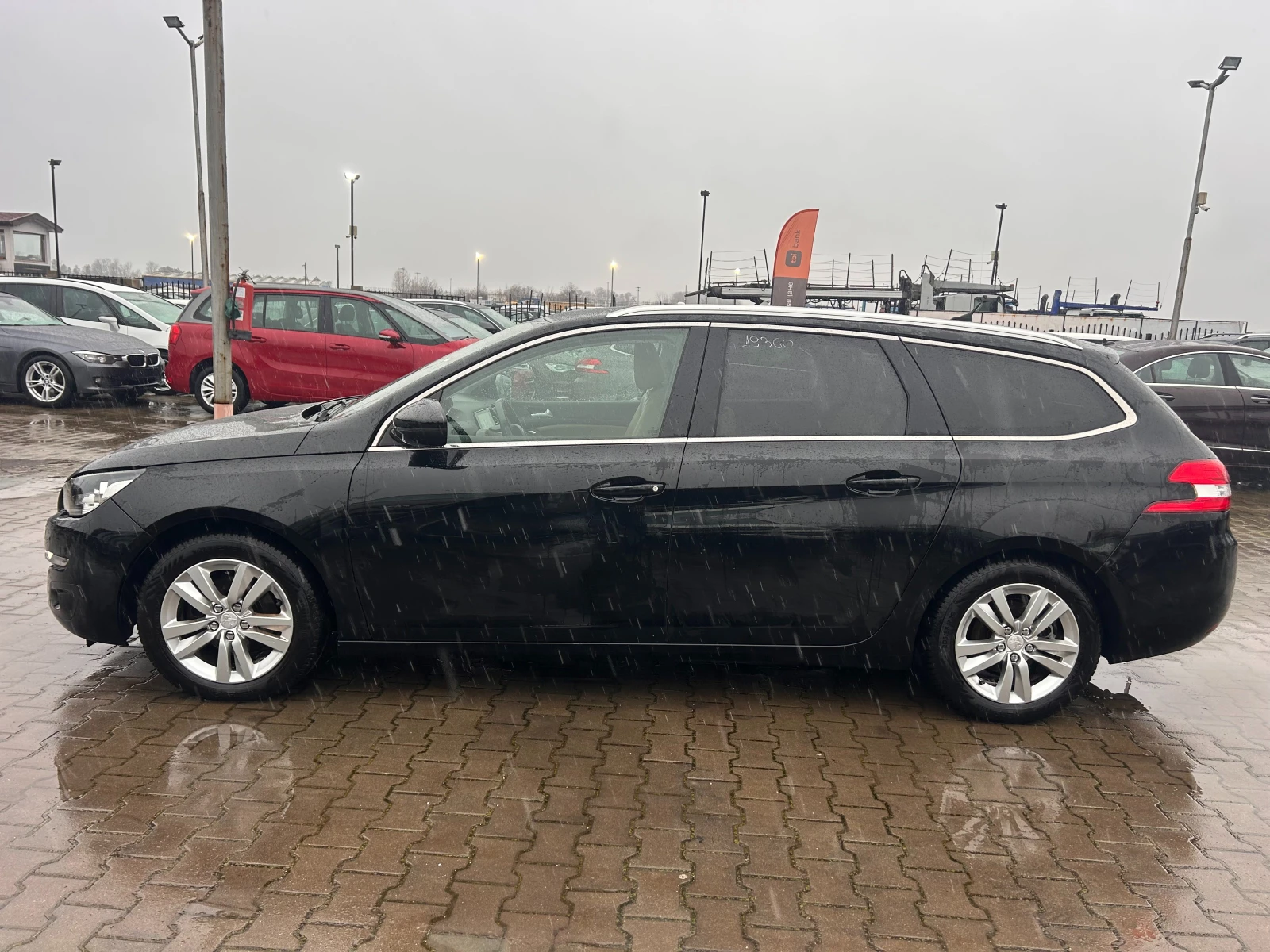 Peugeot 308 1.6HDI KOJA/NAVI/PANORAMA EURO 6 - изображение 9