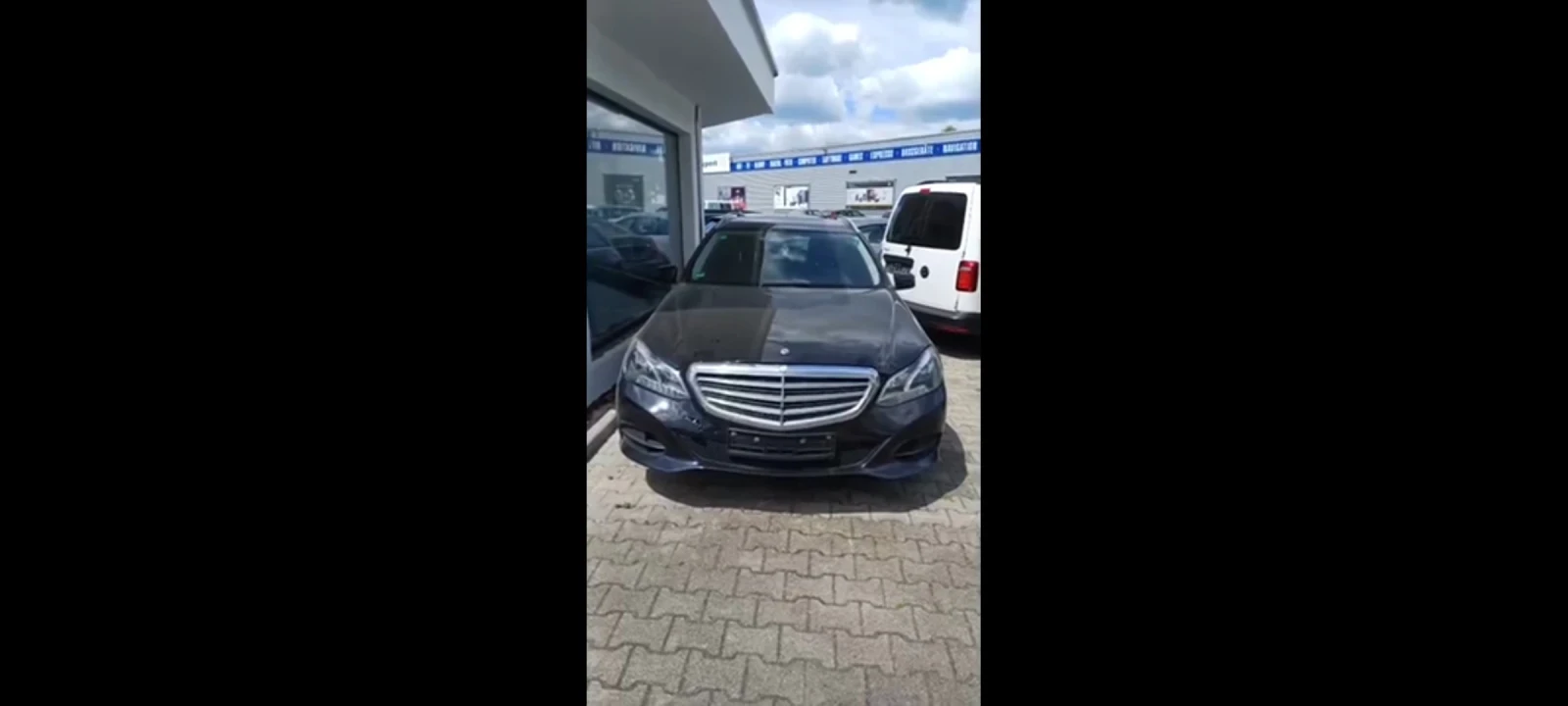 Mercedes-Benz E 200  - изображение 2