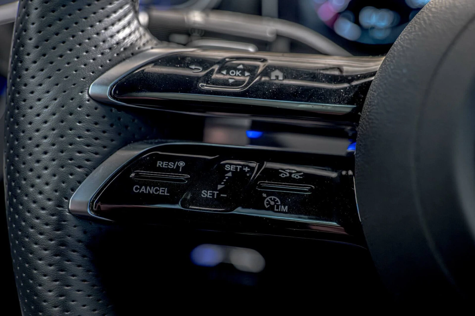 Mercedes-Benz CLE 200/AMG/Advanced plus/Камера/Digital Light/MBUX, снимка 12 - Автомобили и джипове - 53841424