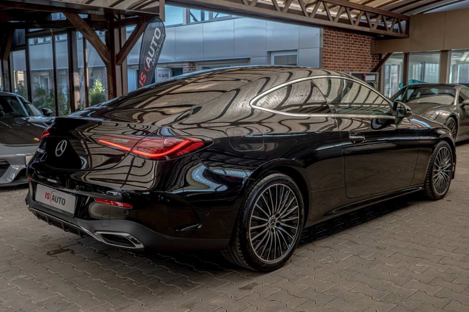 Mercedes-Benz CLE 200/AMG/Advanced plus/Камера/Digital Light/MBUX, снимка 6 - Автомобили и джипове - 53841424