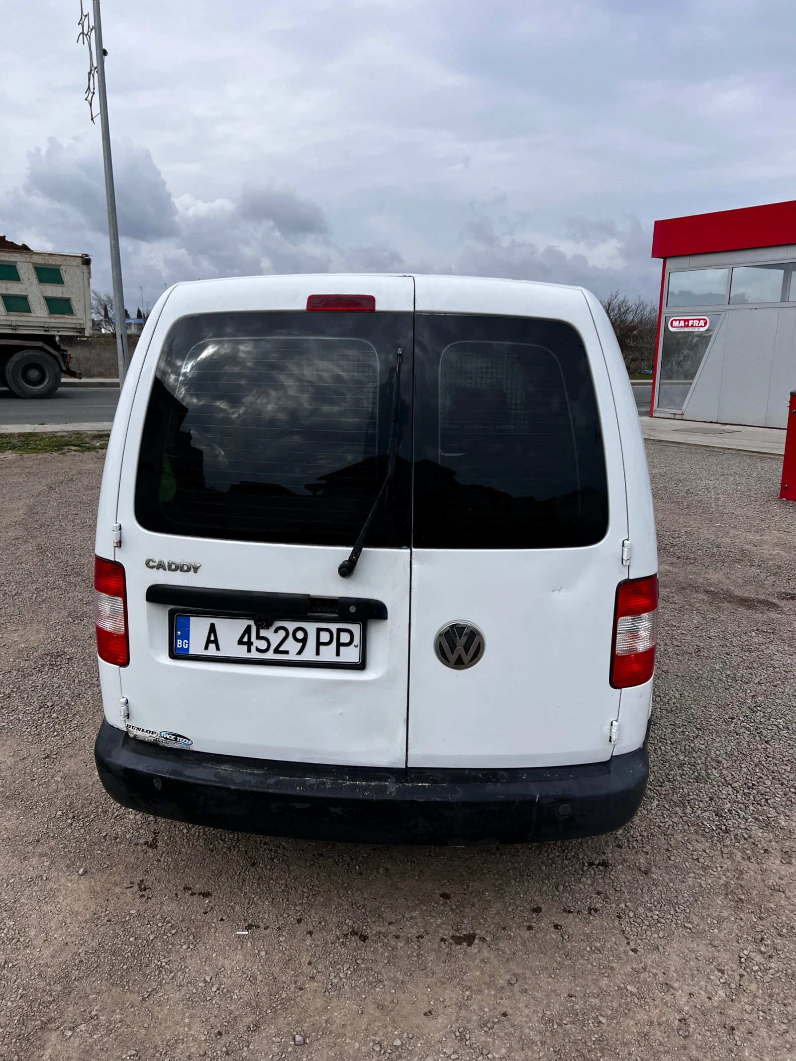 VW Caddy 2.0 SDI Климатик, снимка 7 - Автомобили и джипове - 53918381