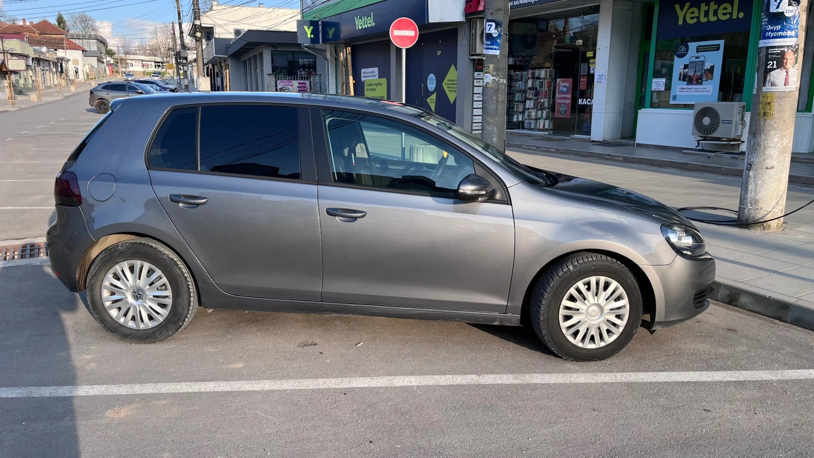 VW Golf, снимка 4 - Автомобили и джипове - 54175656