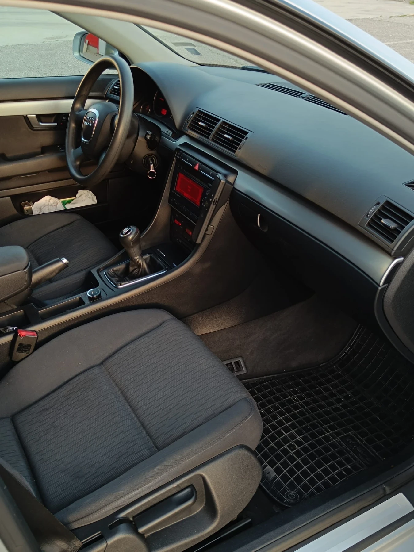 Audi A4 1.9TDI, снимка 9 - Автомобили и джипове - 54231118