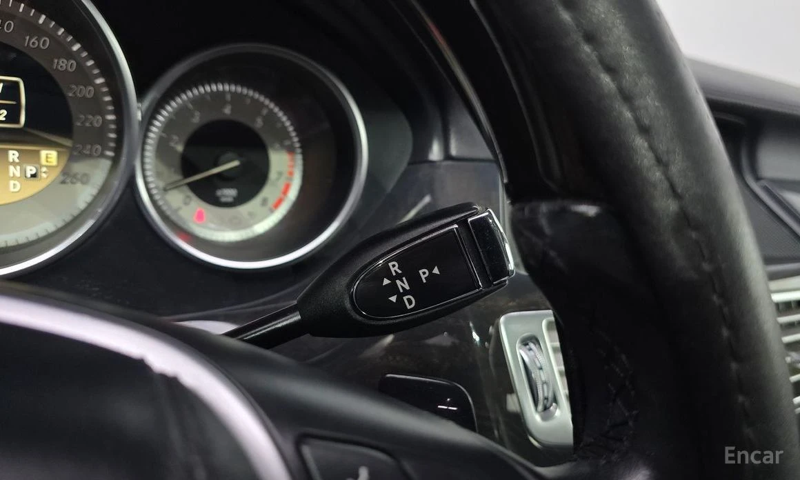 Mercedes-Benz CLS 350, снимка 9 - Автомобили и джипове - 54394448