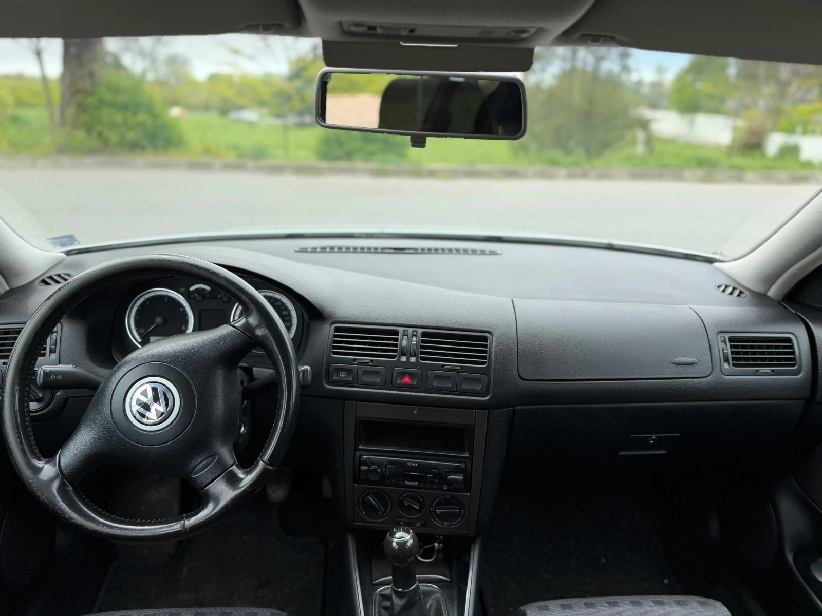 VW Bora 1.9TDI 101Hp, снимка 6 - Автомобили и джипове - 54410666