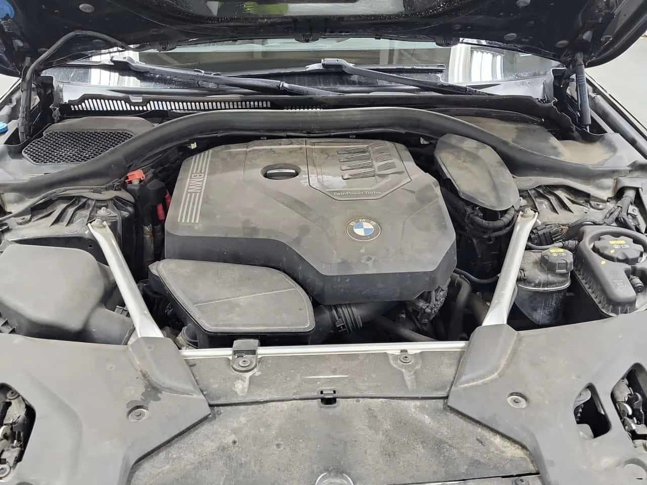BMW 530 | 530I XDRIVE | AMBIENT | PANO | КОЖА , снимка 16 - Автомобили и джипове - 54454316