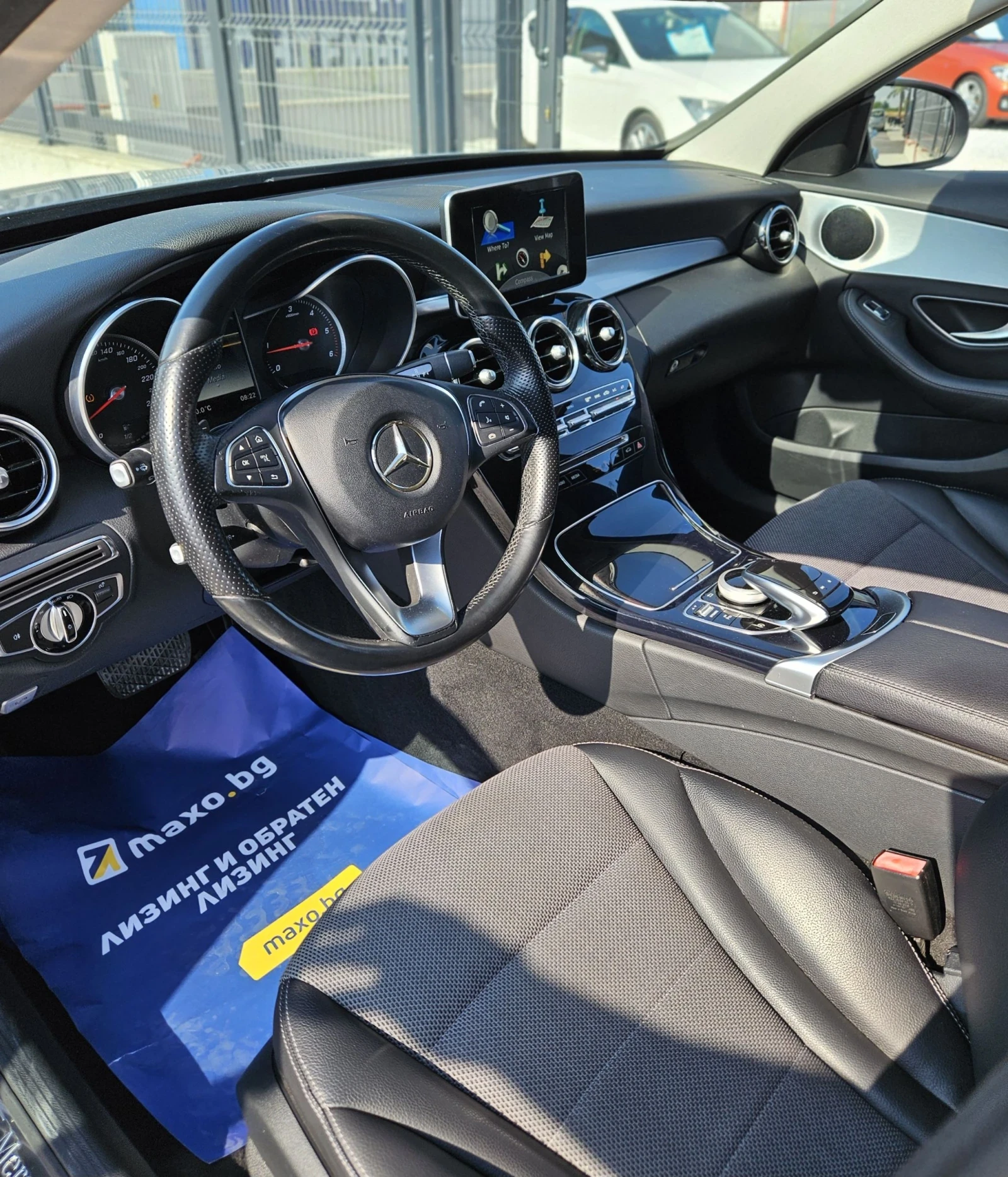 Mercedes-Benz C 220 AMG DESIGN Евро6 2017г, снимка 13 - Автомобили и джипове - 54649347