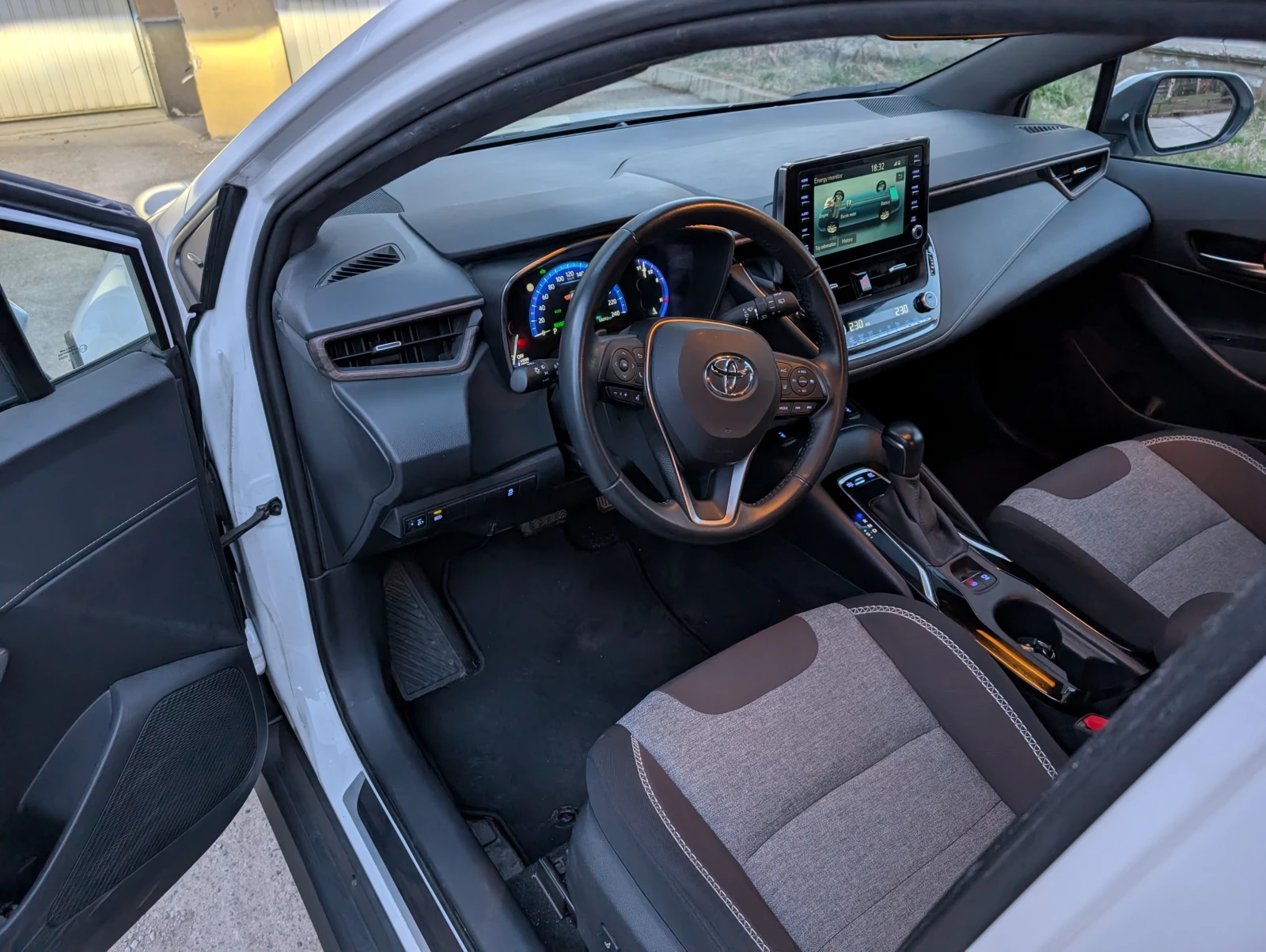 Toyota Corolla TREK | Mobile.bg � ����������� 9