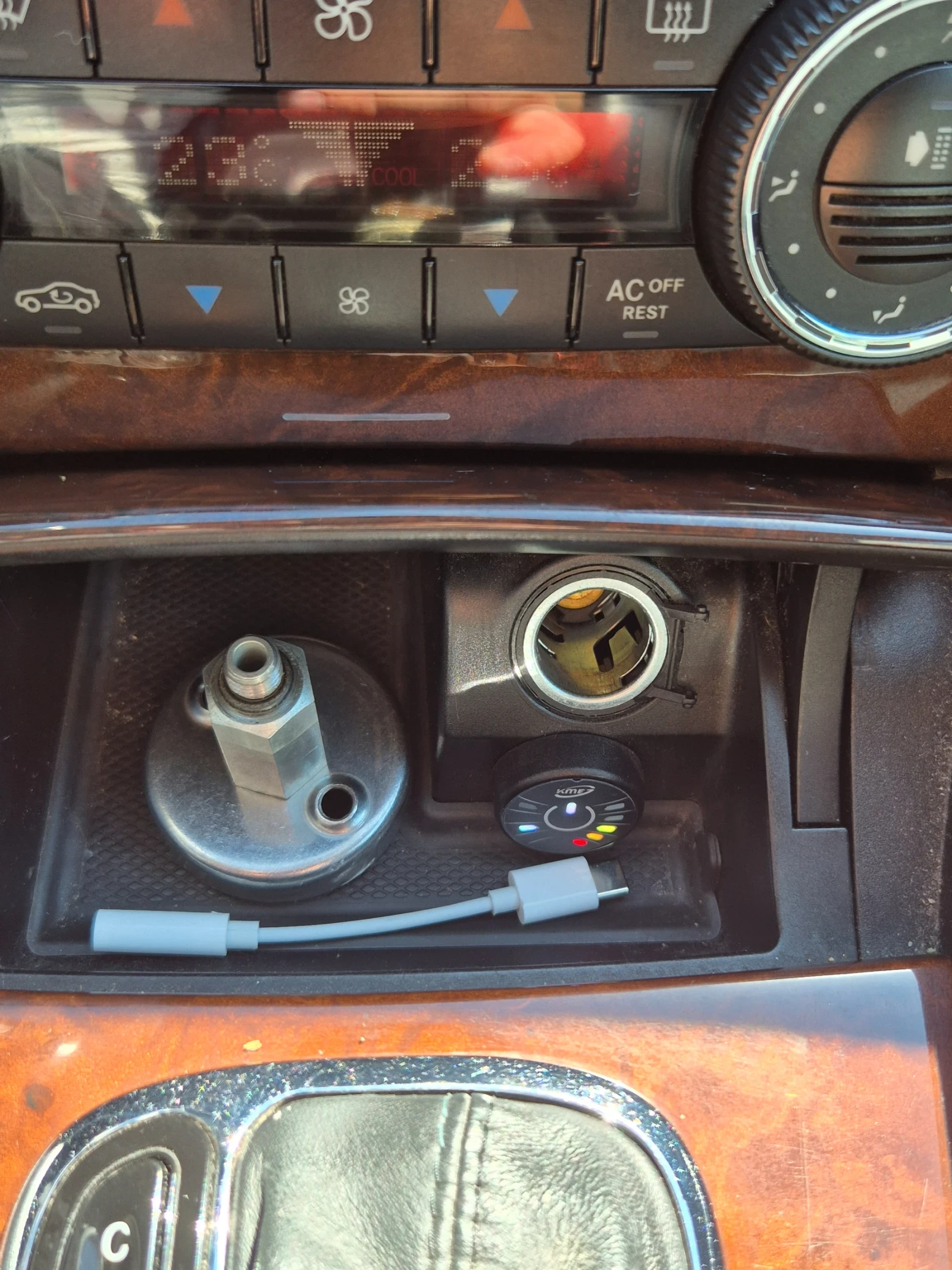 Mercedes-Benz C 200 1.8 ГАЗ, снимка 7 - Автомобили и джипове - 55653289