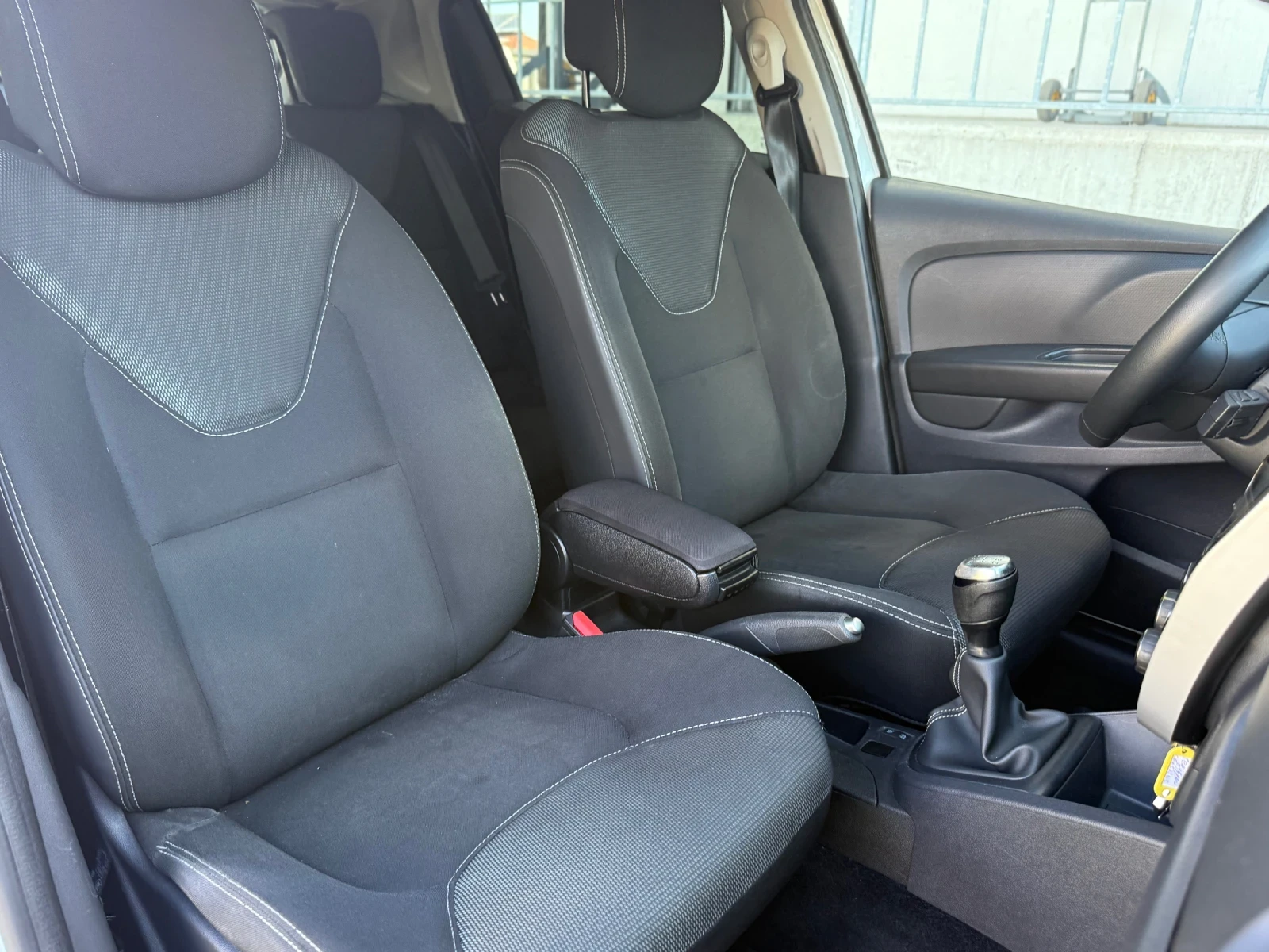 Renault Clio 1, 5DCI+ 2016г+ Euro6B+ N1, снимка 14 - Автомобили и джипове - 55707397