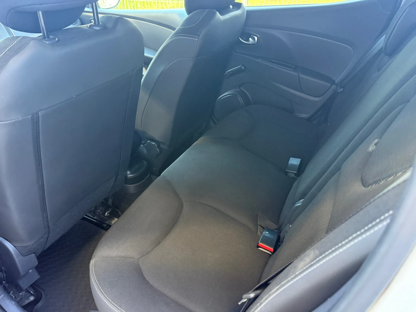 Renault Clio 1, 5DCI+ 2016г+ Euro6B+ N1, снимка 13 - Автомобили и джипове - 55707397