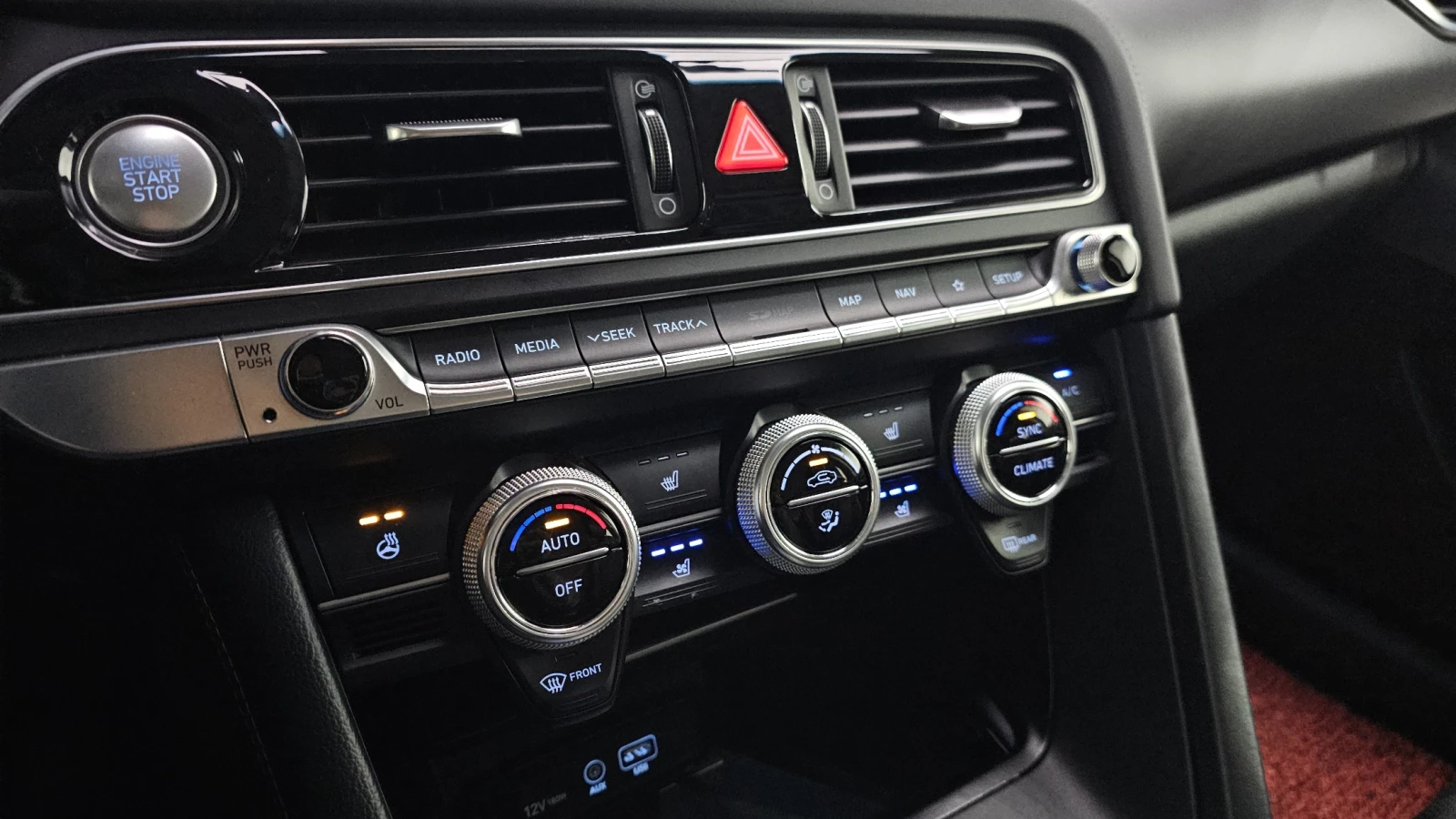 Genesis G70 2.0T 2WD SUPREME autoprime.bg, снимка 14 - Автомобили и джипове - 55947407