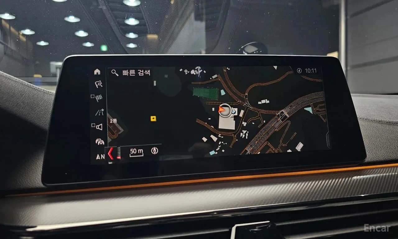 BMW M5  Sedan / Bowers & Wilkins / Автокредит , снимка 14 - Автомобили и джипове - 55949639