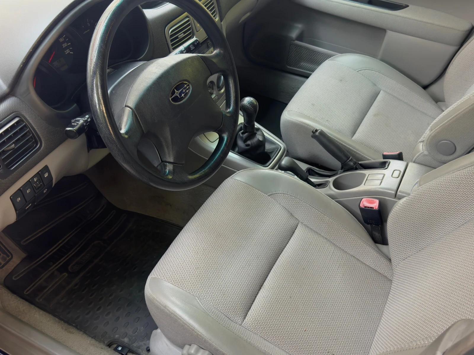 Subaru Forester 2.0 Бензин 4х4, снимка 4 - Автомобили и джипове - 55971499