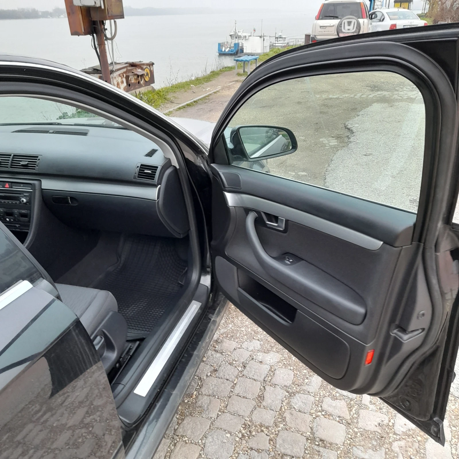 Audi A4 MPI / ALZ, снимка 8 - Автомобили и джипове - 56584626