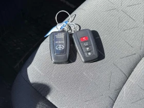 Toyota Rav4 XLE AWD/CARFAX/ПОДГРЕВИ/ШИБИДАХ, снимка 11