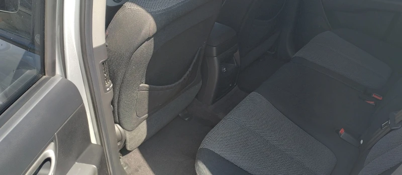 Hyundai Santa fe 4x4, снимка 11 - Автомобили и джипове - 51097765