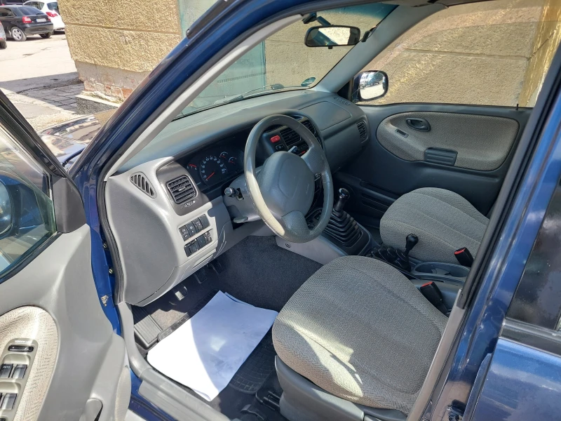 Suzuki Grand vitara 2, 5i-144kc.-ТОП СЪСТОЯНИЕ, снимка 11 - Автомобили и джипове - 51722915