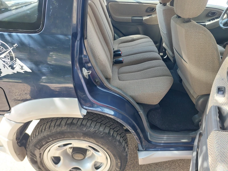 Suzuki Grand vitara 2, 5i-144kc.-ТОП СЪСТОЯНИЕ, снимка 9 - Автомобили и джипове - 51722915