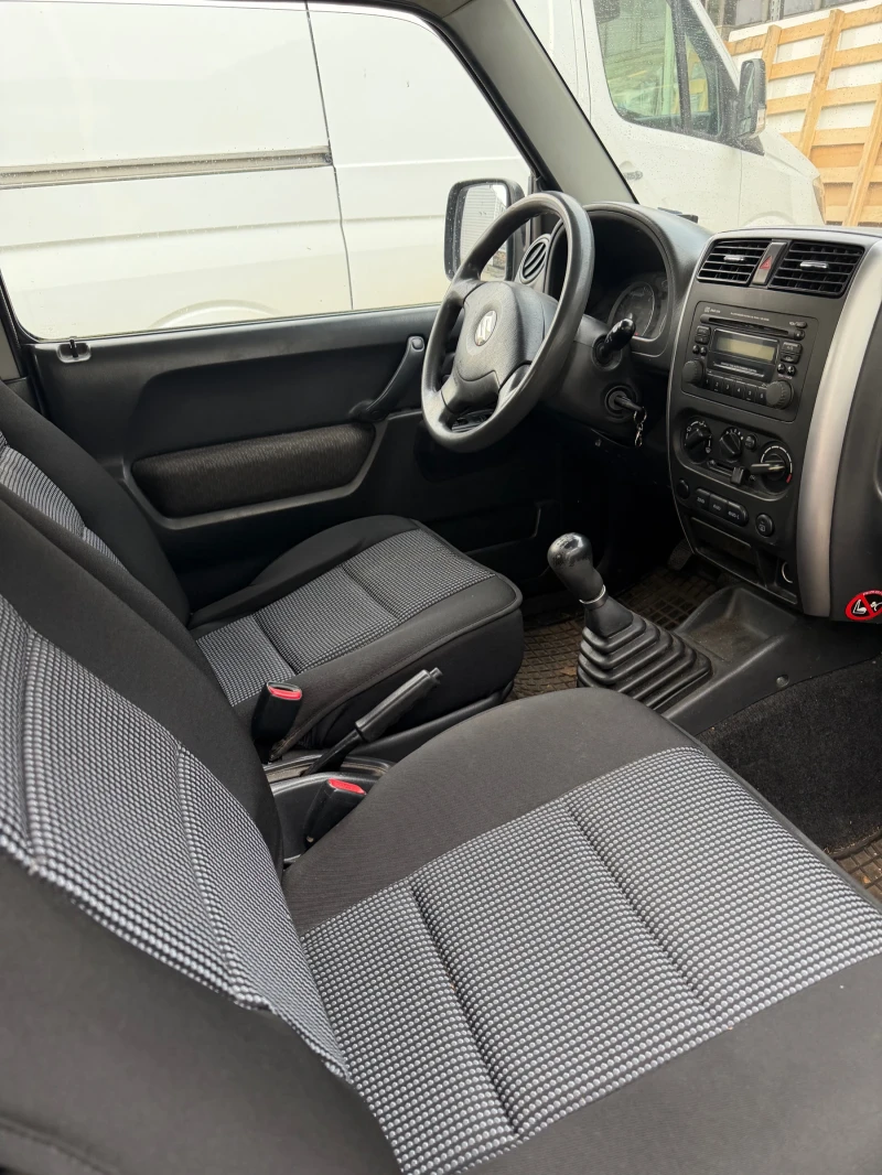Suzuki Jimny 1.5DCI, снимка 3 - Автомобили и джипове - 53124171