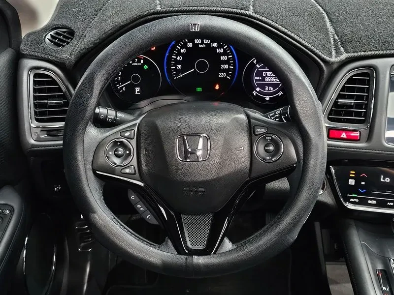 Honda Hr-v 1.8, снимка 14 - Автомобили и джипове - 55727227