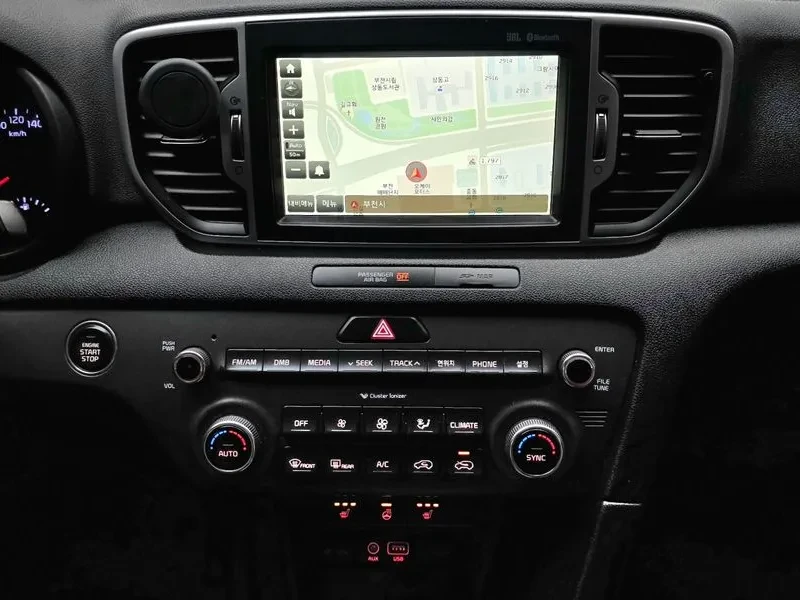 Kia Sportage 1.7 2WD, снимка 15 - Автомобили и джипове - 55789160
