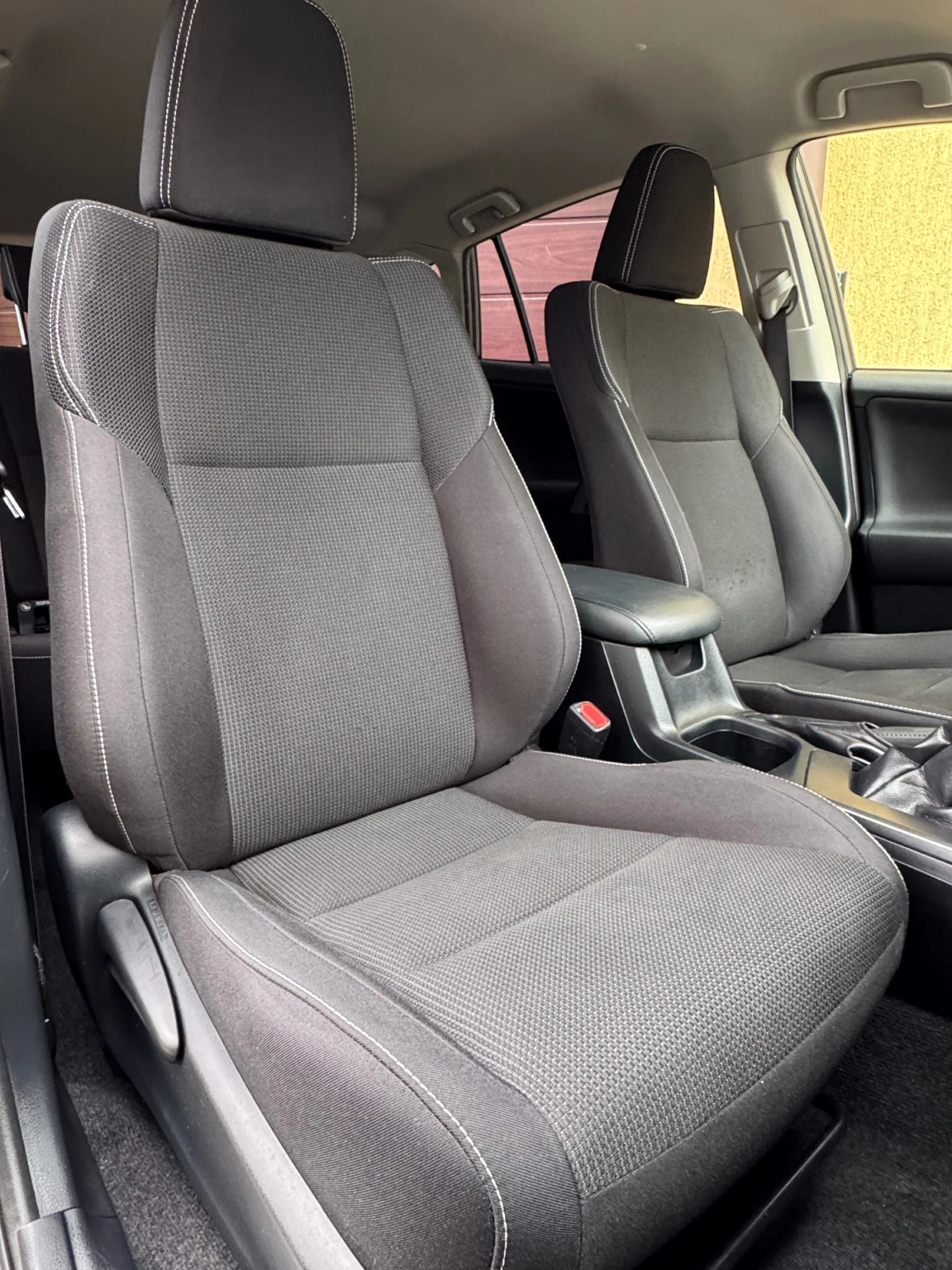 Toyota Rav4 2.0i 4X4*  ПЪЛНА СЕРВИЗ ИСТОРИЯ В ТОЙОТА! - изображение 8