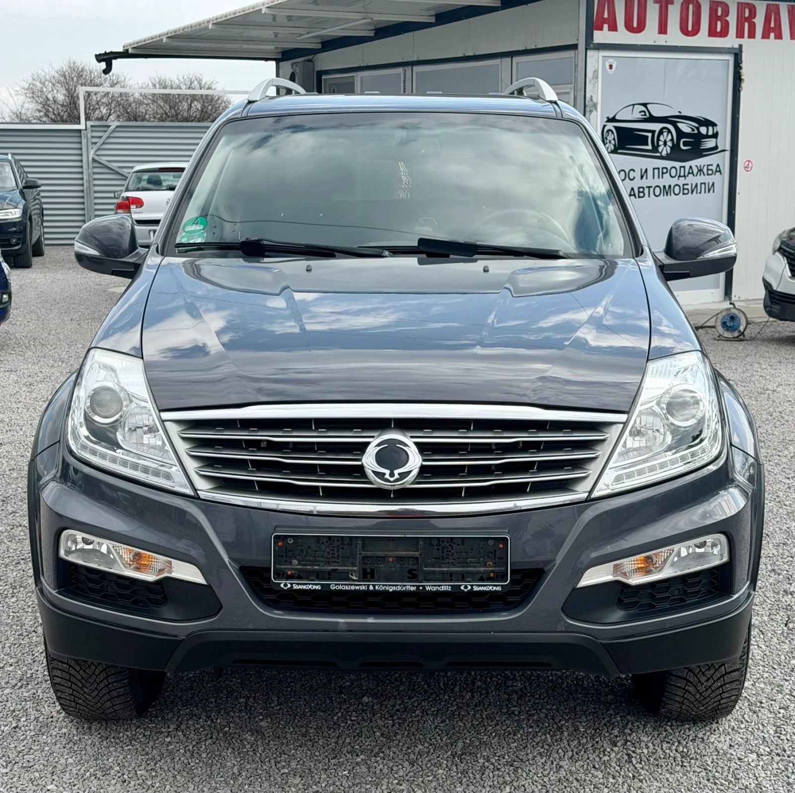 SsangYong Rexton Всички екстри!!!Nardo gray!, снимка 2 - Автомобили и джипове - 53739624