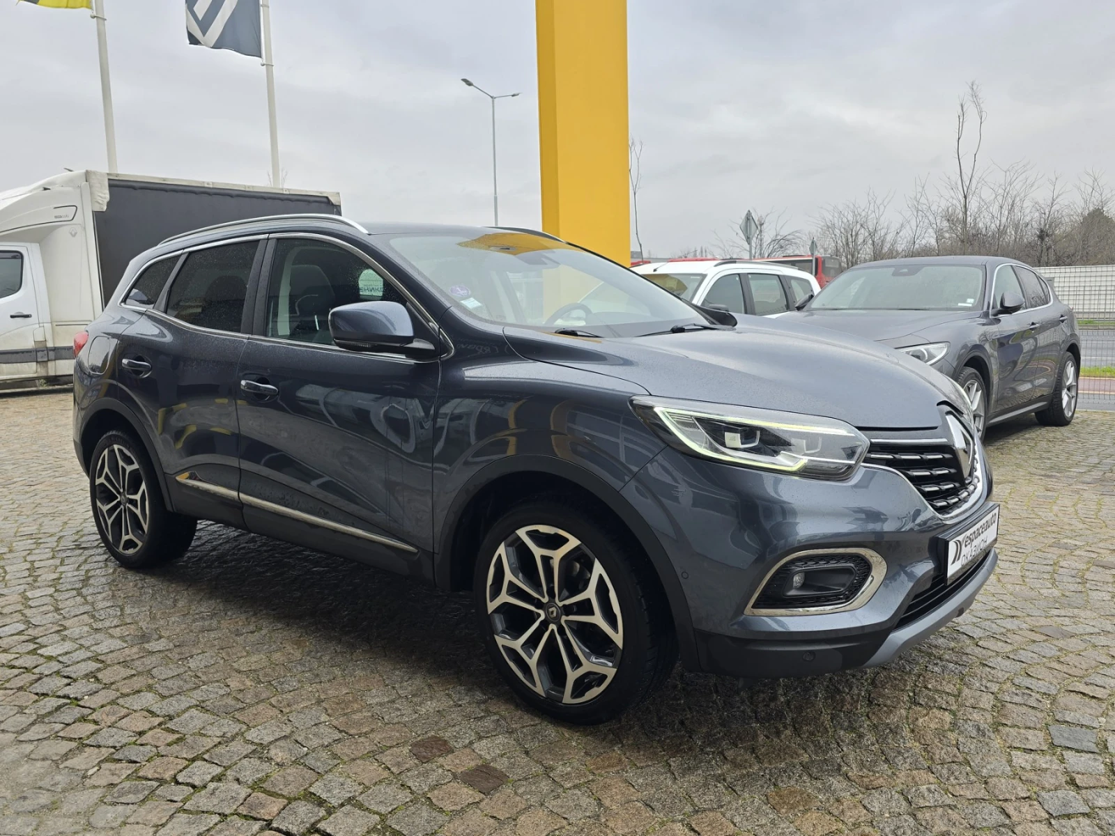 Renault Kadjar 1.3TCe/140к.с./Intens, снимка 3 - Автомобили и джипове - 53904336
