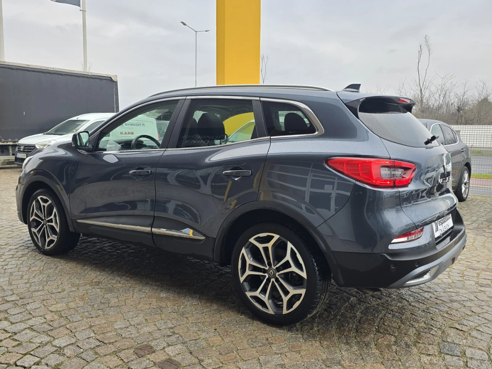 Renault Kadjar 1.3TCe/140к.с./Intens, снимка 7 - Автомобили и джипове - 53904336