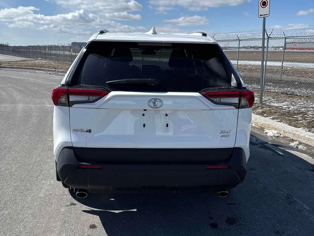 Toyota Rav4 XLE AWD/CARFAX/ПОДГРЕВИ/ШИБИДАХ, снимка 6 - Автомобили и джипове - 53947008