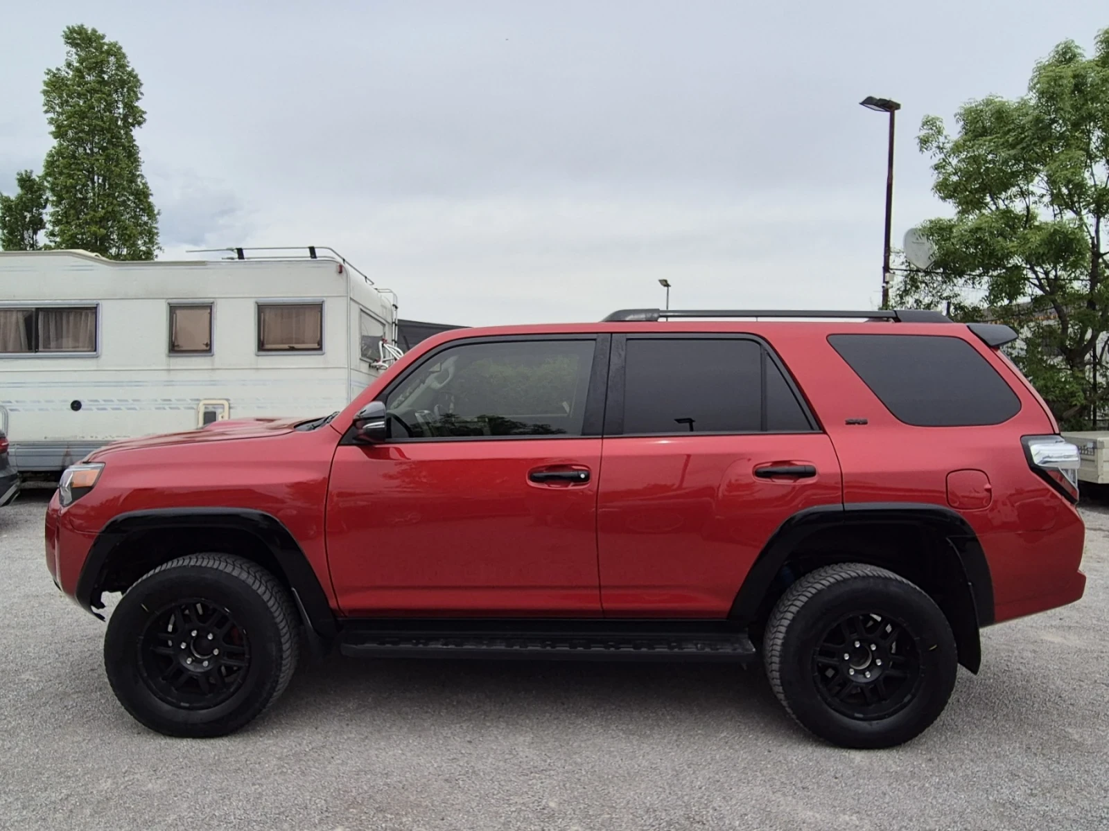 Toyota 4runner, снимка 4 - Автомобили и джипове - 54482930