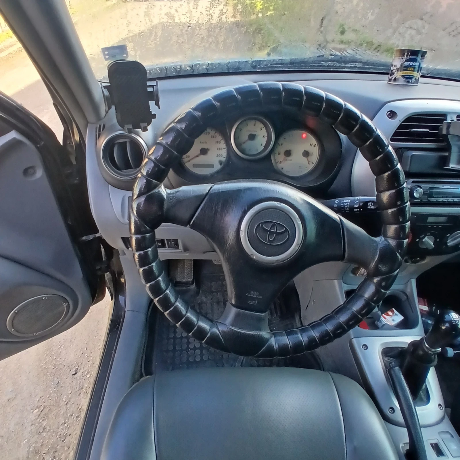 Toyota Rav4 2, снимка 4 - Автомобили и джипове - 54664779