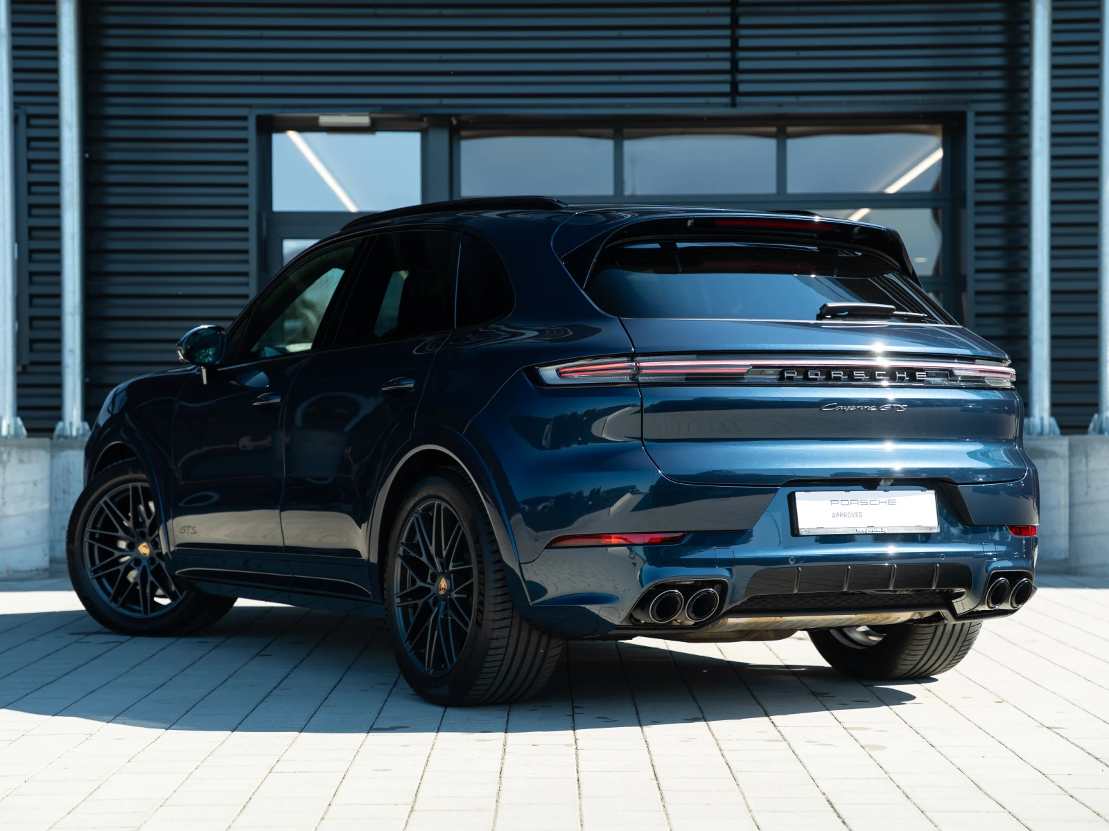 Porsche Cayenne GTS, снимка 3 - Автомобили и джипове - 54700978