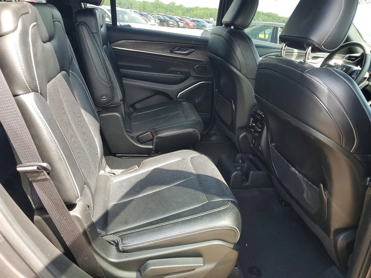 Jeep Grand cherokee 3.6l L Overland, снимка 11 - Автомобили и джипове - 55106543