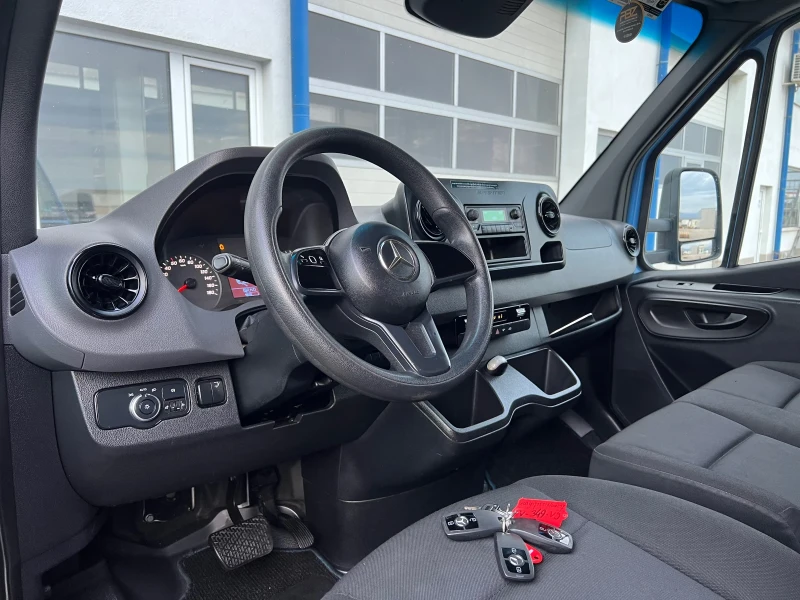 Mercedes-Benz Sprinter 516 2019 / Дв.гума / Б-категория / Падащ борд , снимка 13 - Бусове и автобуси - 53004469