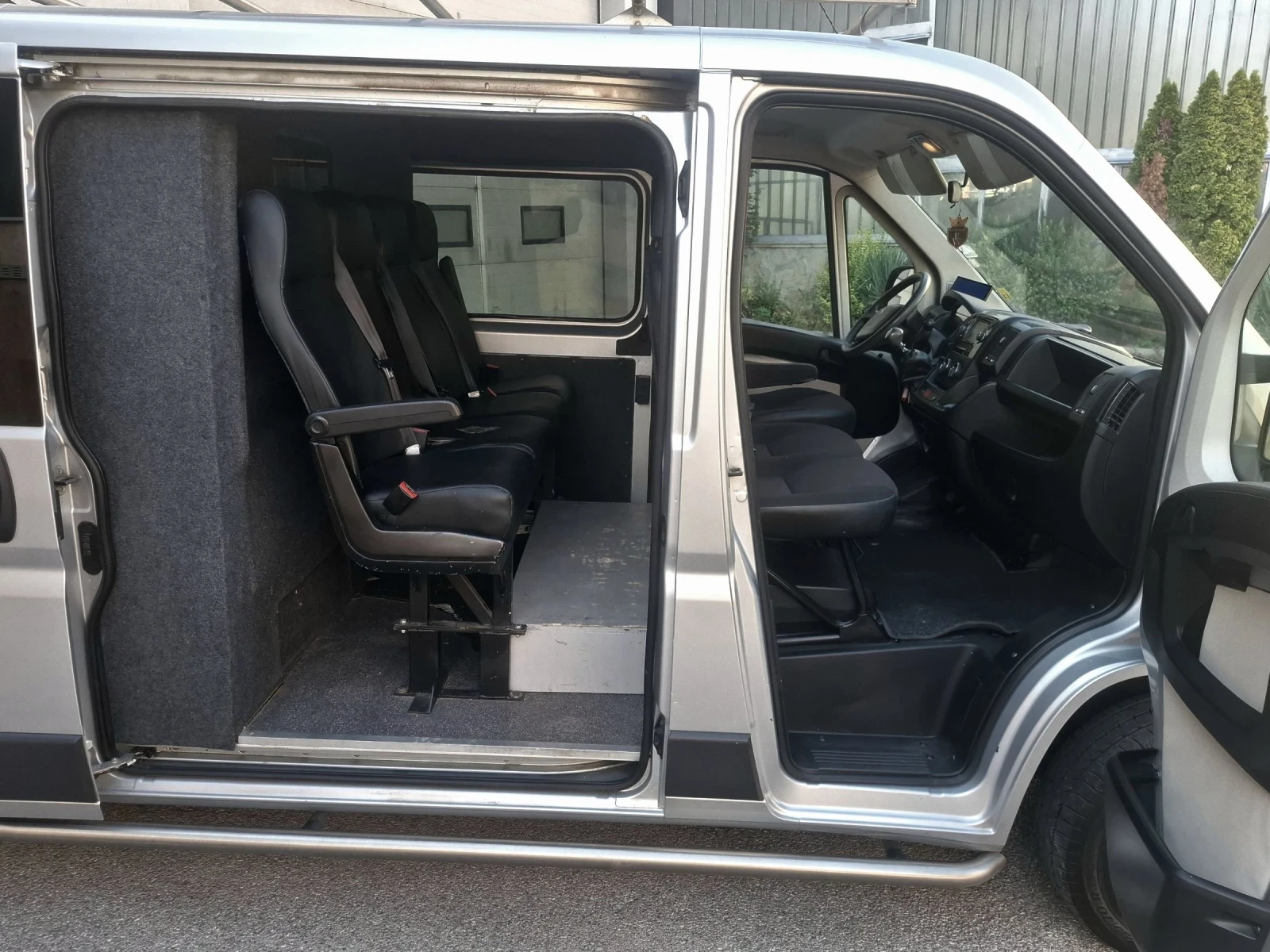 Peugeot Boxer 2.2 HDI 6+ 1 FACE  - изображение 8