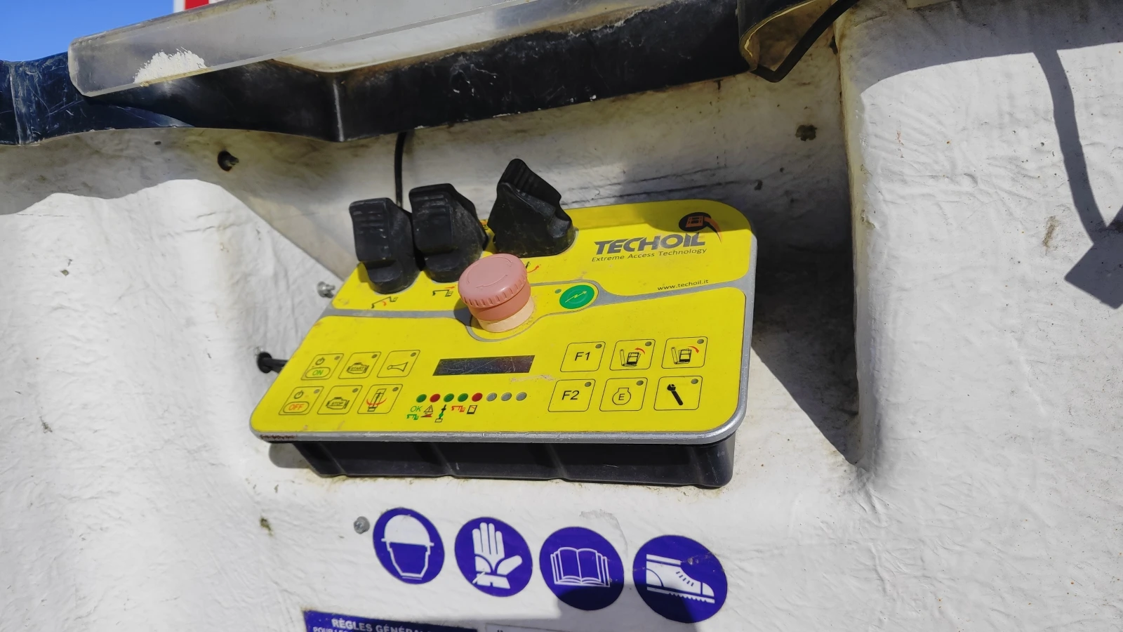 Renault Master Автовишка  - изображение 10