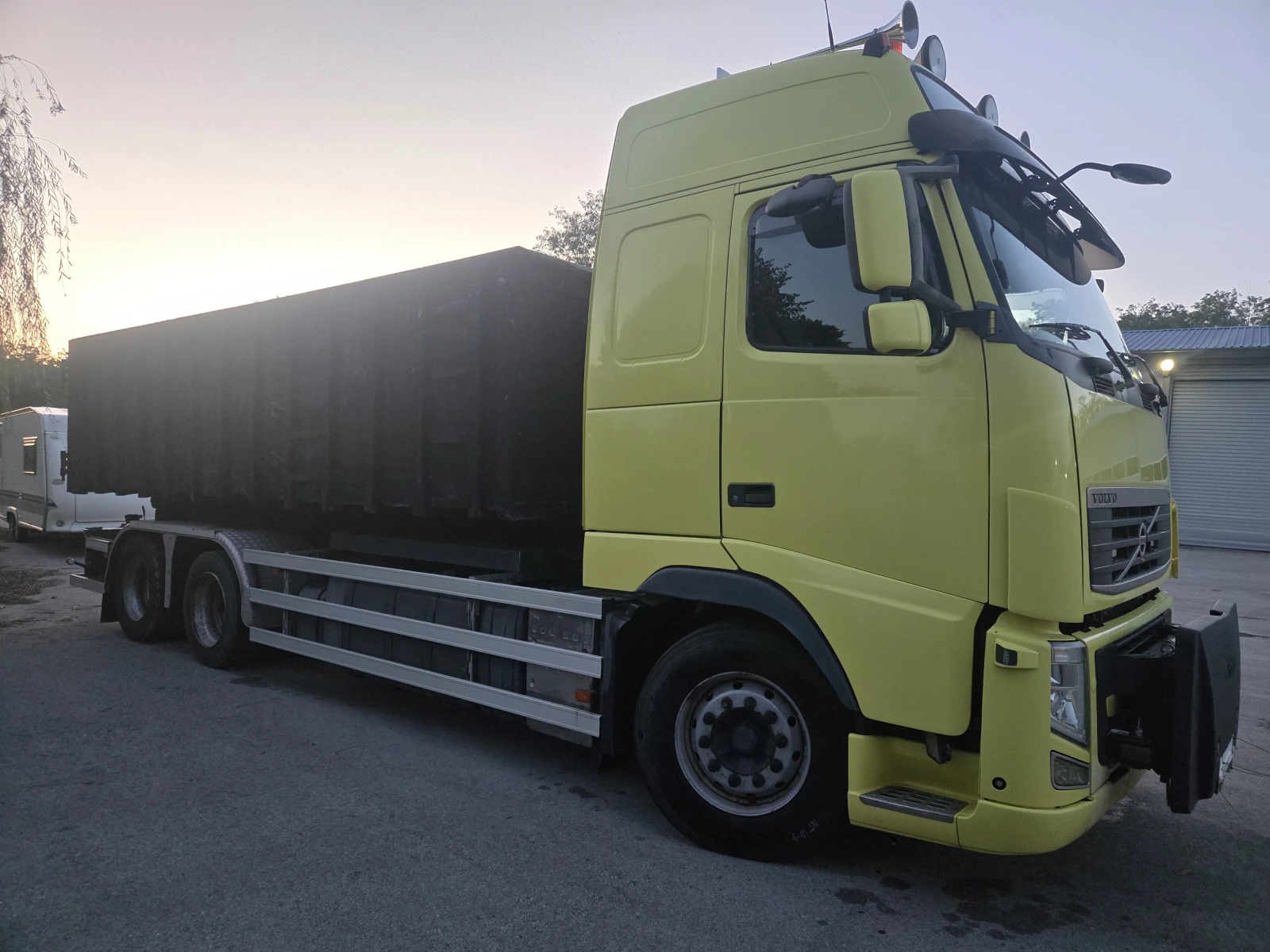 Volvo Fh Multilift КЛИМТРОНИК, снимка 17 - Камиони - 46744156
