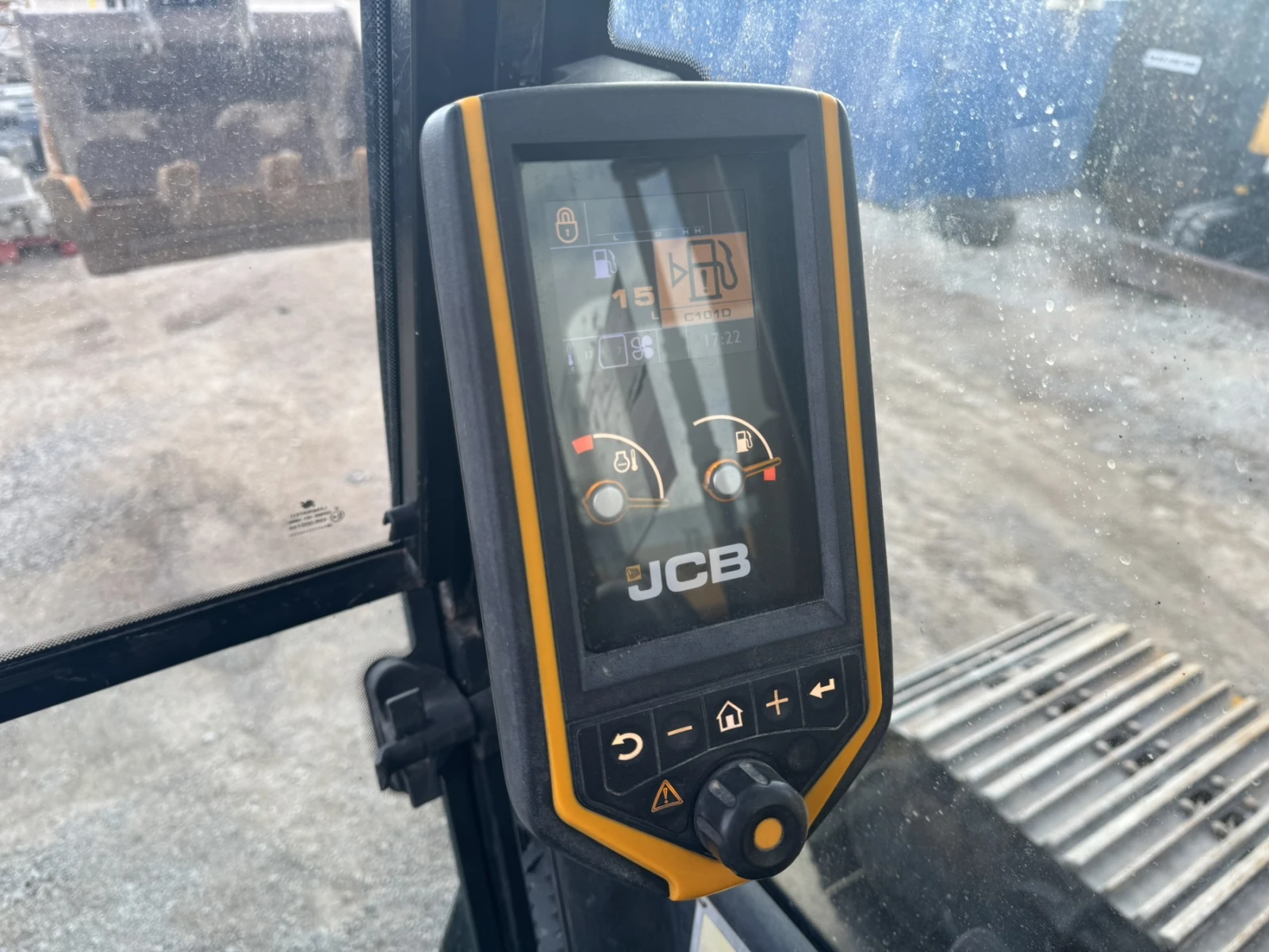 ����� JCB JS130LC 13000 ��., 2015�.  | Mobile.bg � ����������� 15